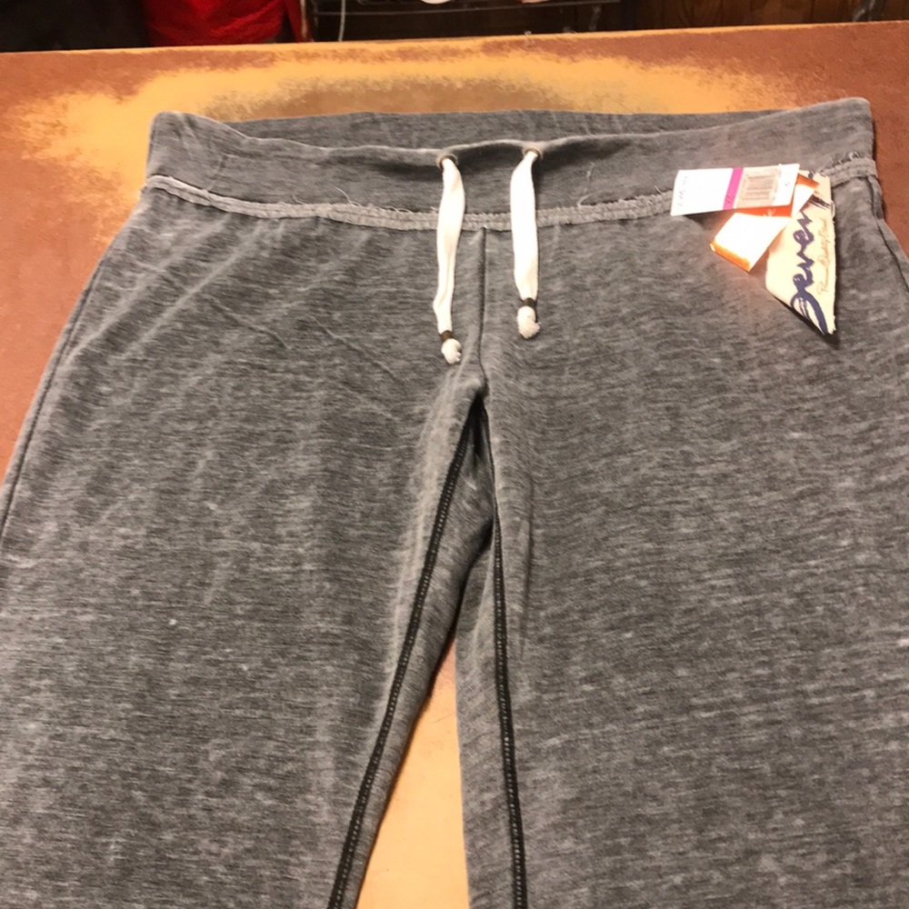 Brand new Seven7 charcoal sweatpants